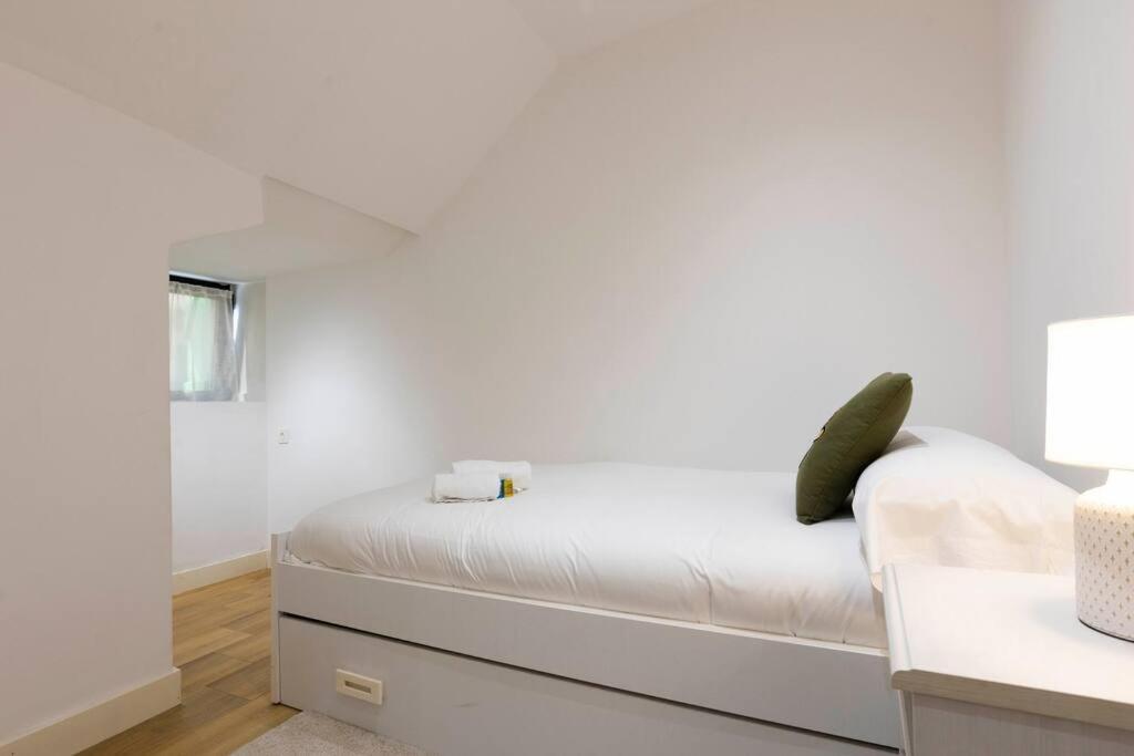 Sorgin-Etxe. Basquenjoy Hondarribia Exterior foto